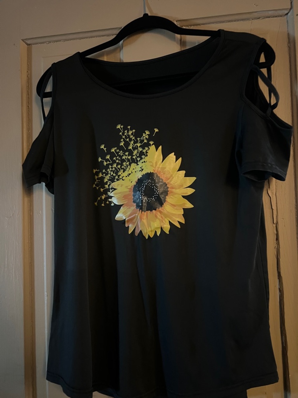 Source Unknown Black Cold-Shoulder Tee with Yellow Sunflower Print